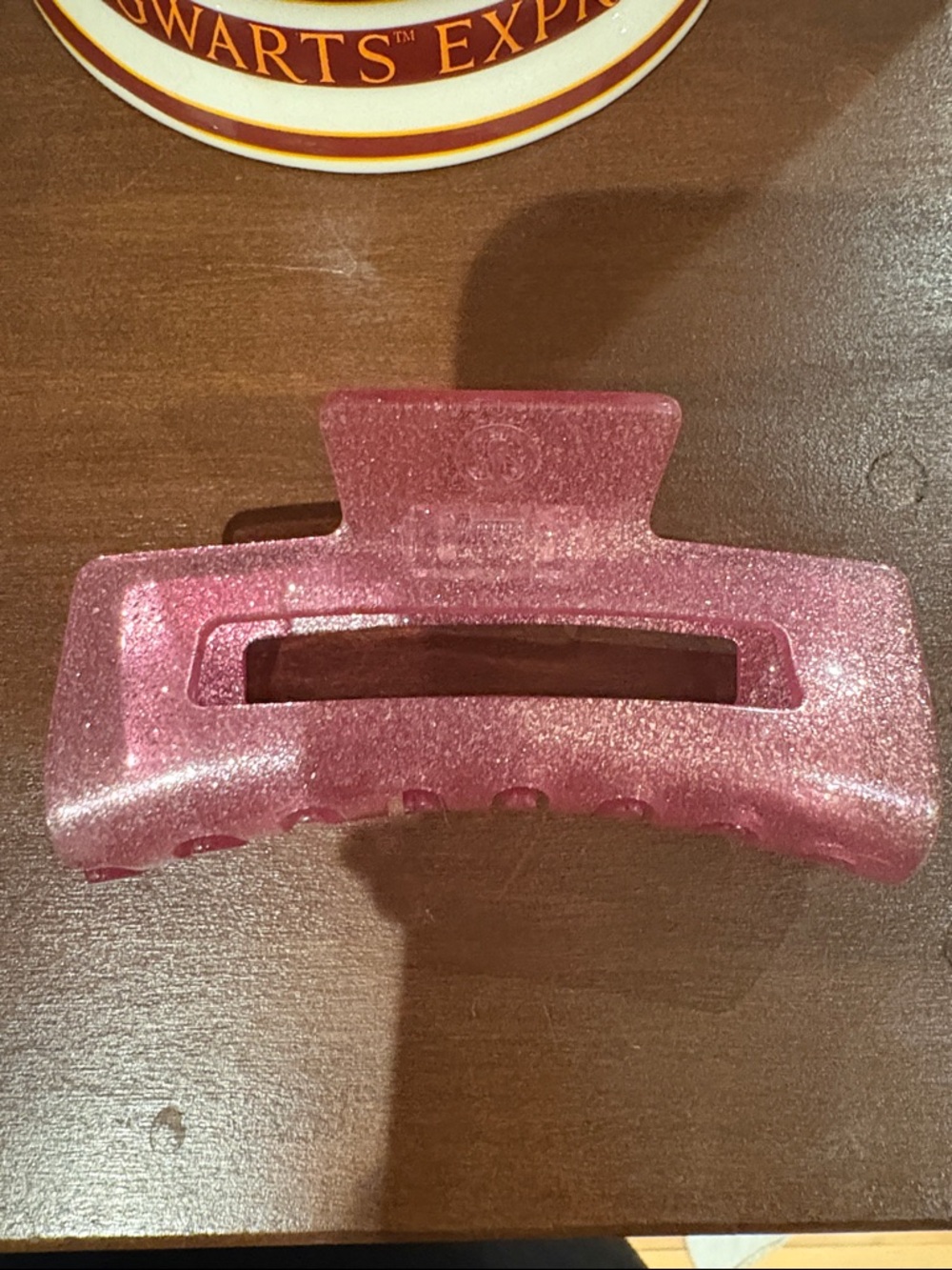 Lulu Lemon pink glitter claw clip